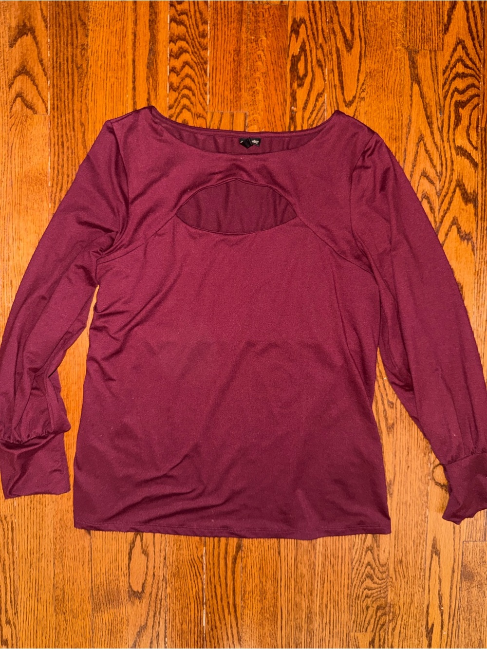 Versona Plum Long-Sleeve Keyhole Front Top